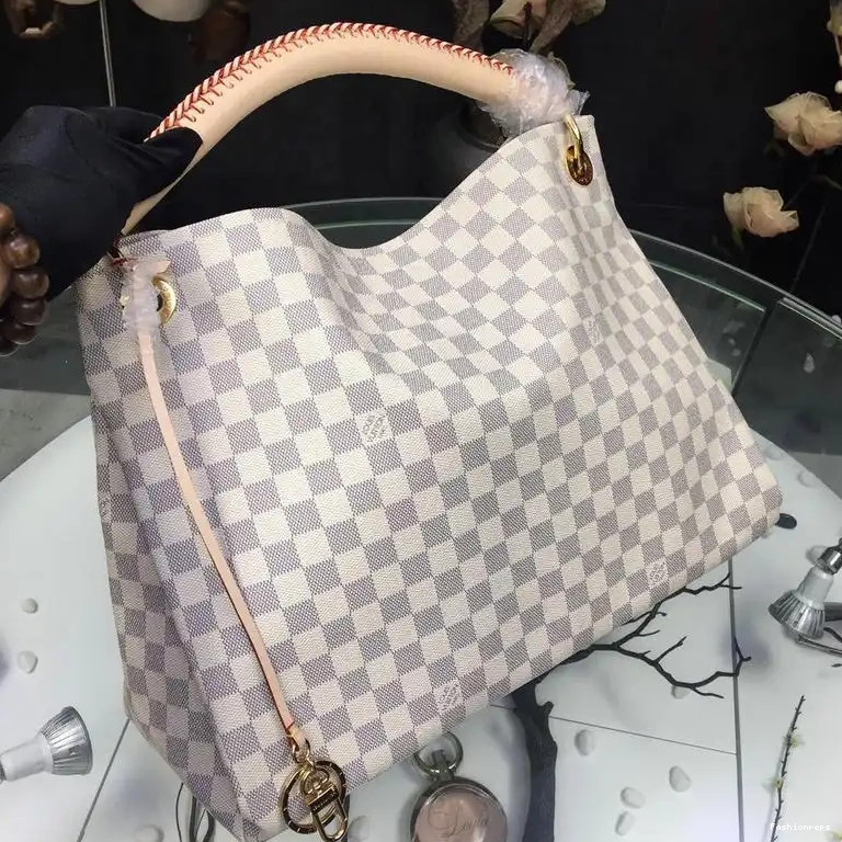 Fashionreps Bags LV 19T1L0047 0715